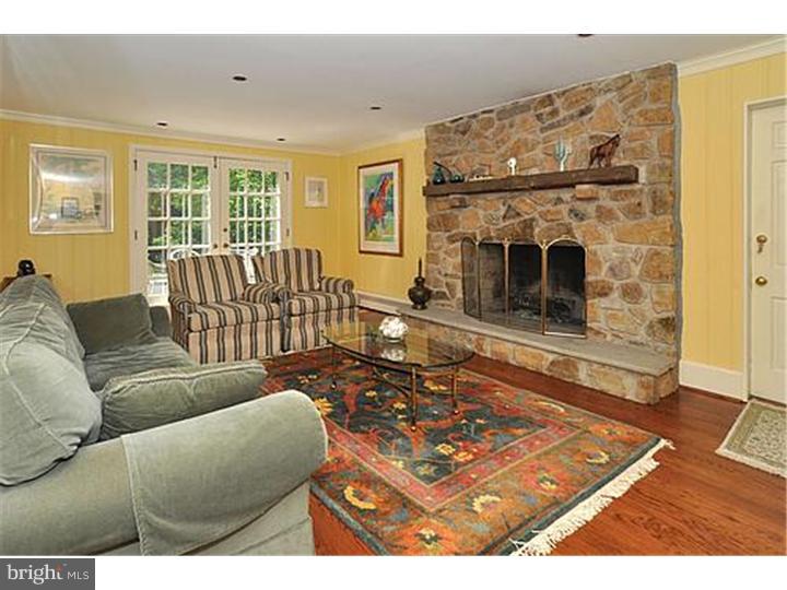 1523 Woodland Road Rydal, PA 19046 - Photo 8 of 25 Family Room