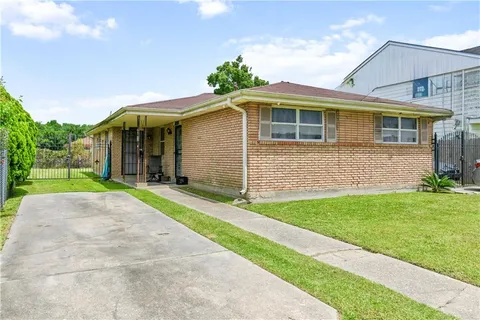 $180,000 | 4829-31 Rosemont Place, New Orleans, LA 70126
