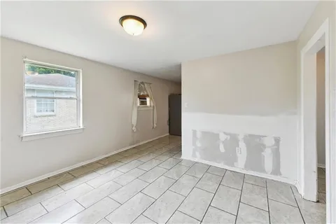 $180,000 | 4829-31 Rosemont Place, New Orleans, LA 70126