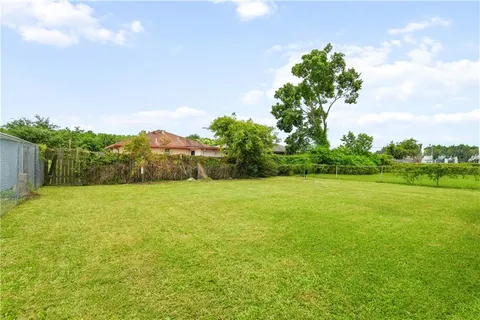 $180,000 | 4829-31 Rosemont Place, New Orleans, LA 70126