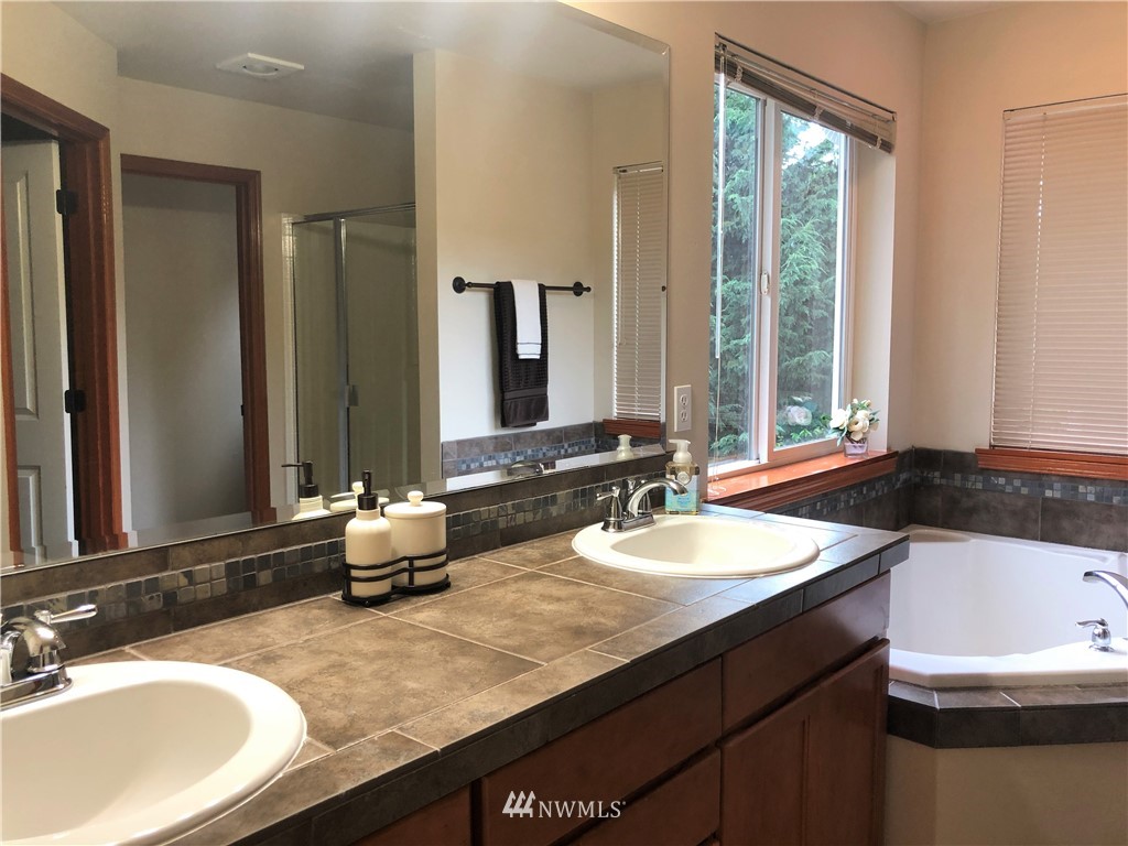 17825 20th Avenue Southeast, Unit 54 Bothell, WA 98012 - Photo 12 of 23 Gallery Image 12