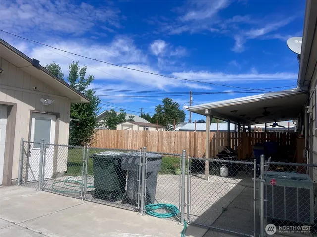 $525,000 | 1317 Farrell Lane, Richland, WA 99354