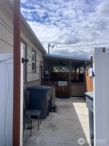 $525,000 | 1317 Farrell Lane, Richland, WA 99354