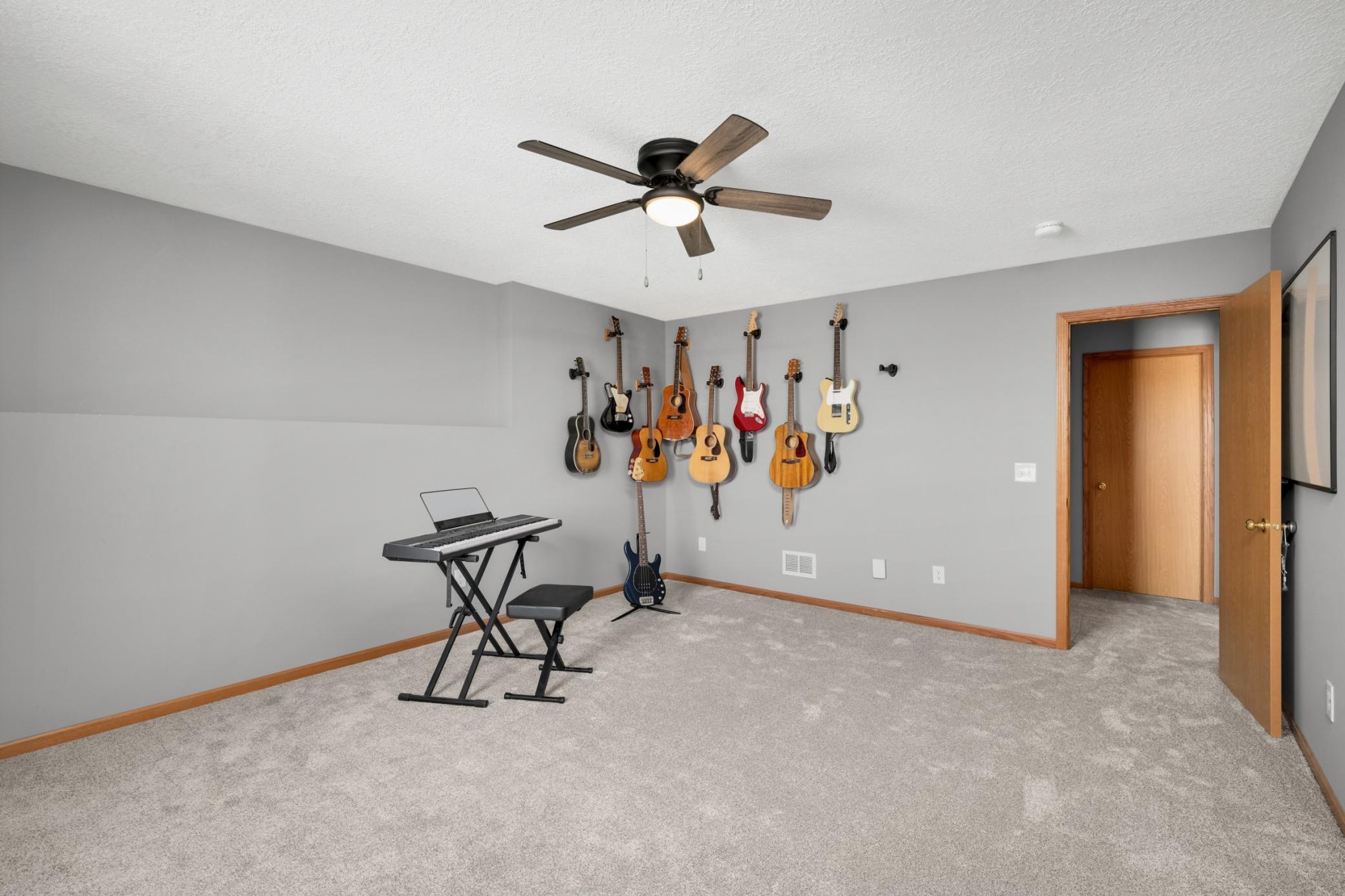 9678 65th Street South Cottage Grove, MN 55016 - Photo 31 of 38
