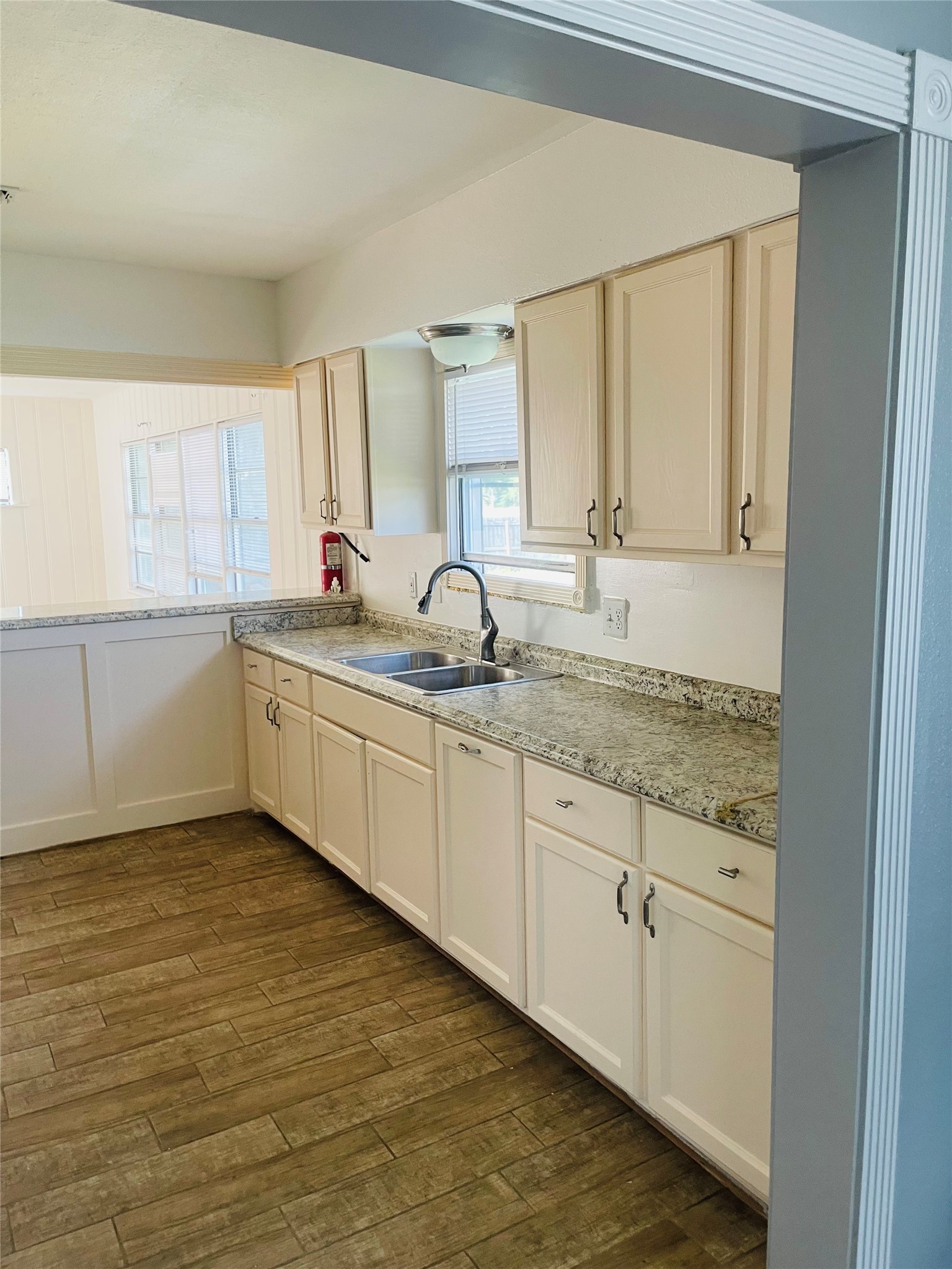 2 High Street Baytown, TX 77520 - Photo 4 of 20