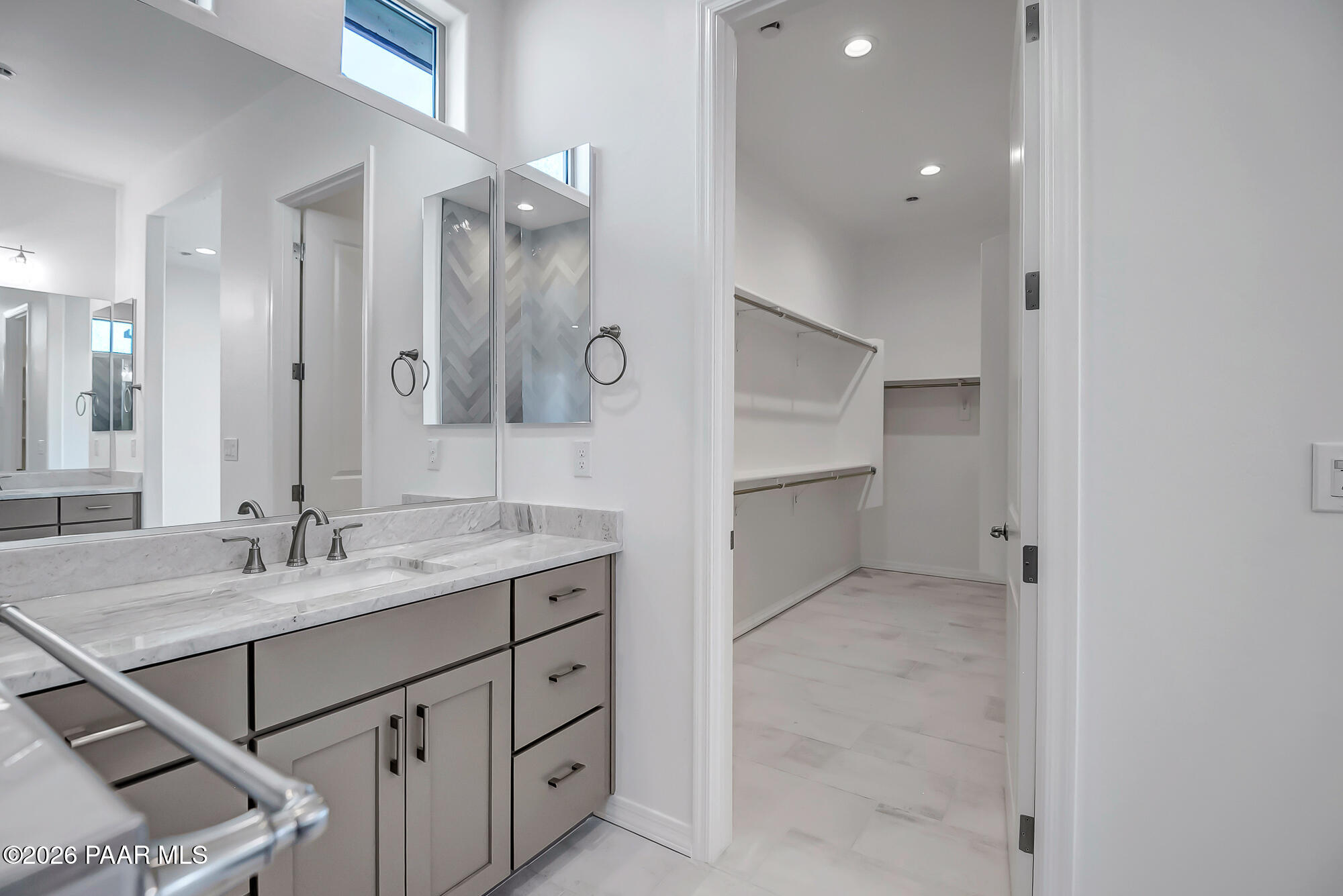 5229 Meandering Trail Prescott, AZ 86301 - Photo 19 of 40 Primary Closet