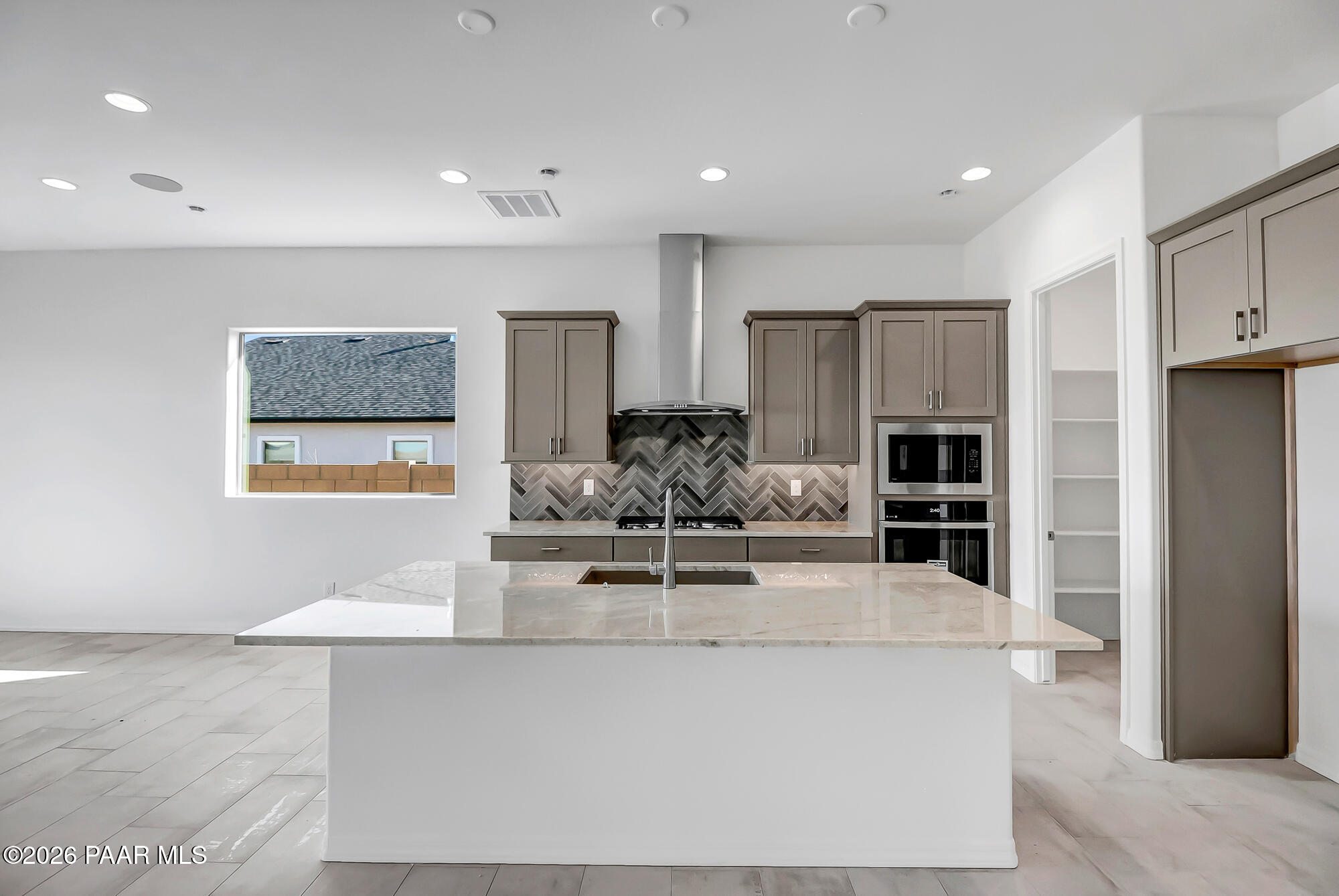 5229 Meandering Trail Prescott, AZ 86301 - Photo 5 of 40 Kitchen