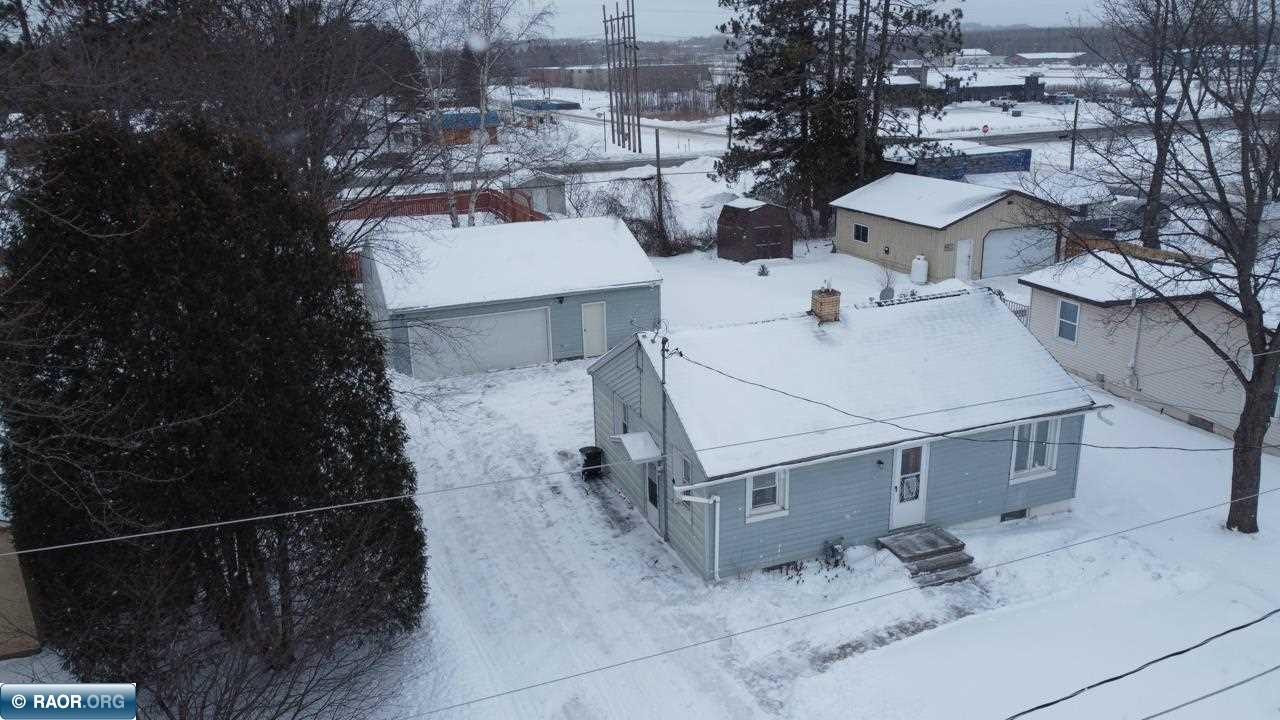 5495 Daffodil Avenue Virginia, MN 55792 - Photo 3 of 37