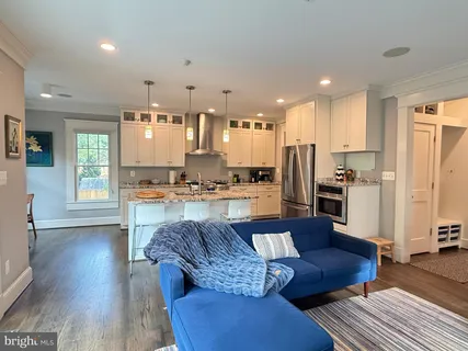 $1,425,000 | 3 West Masonic View Avenue, Alexandria, VA 22301