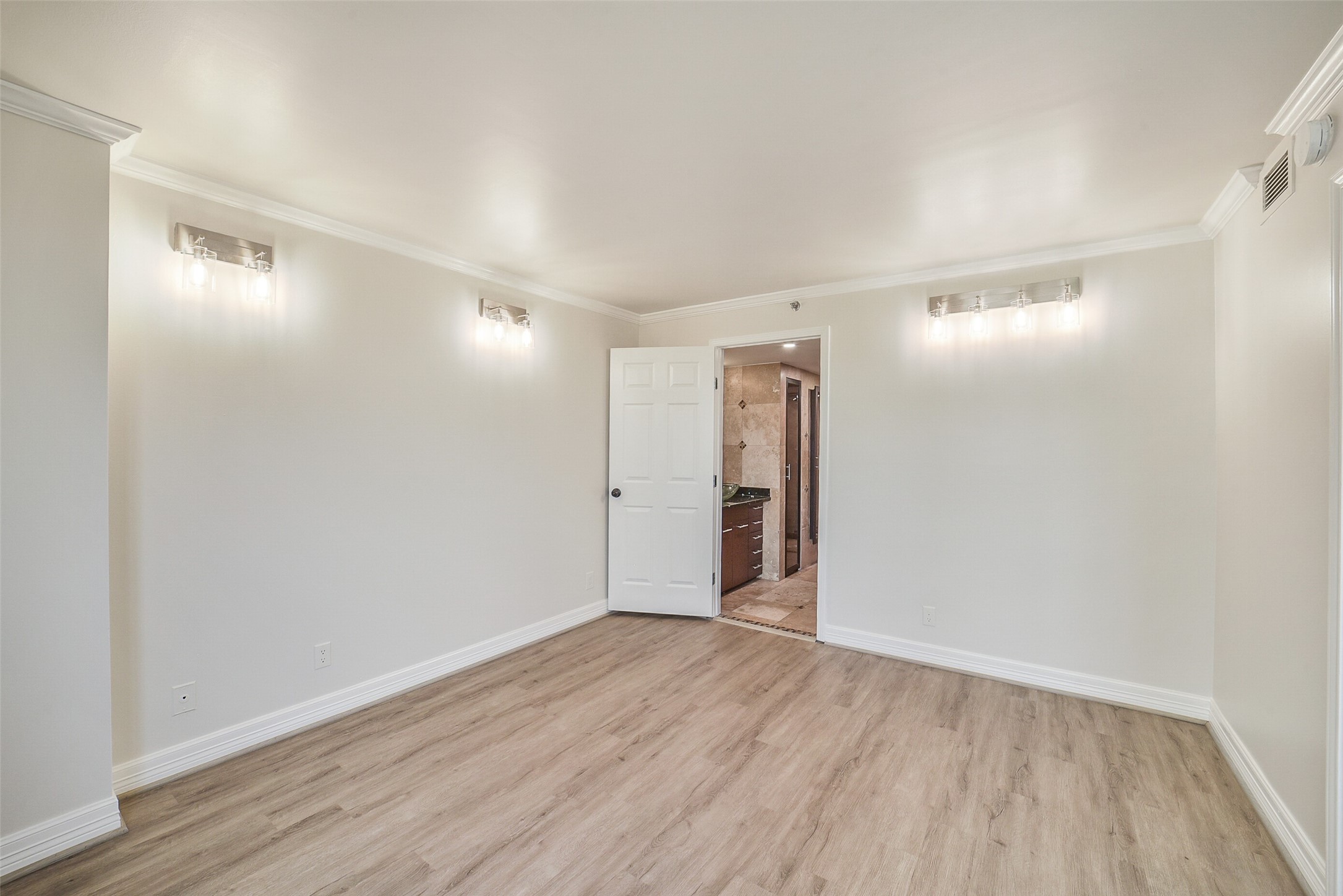 3525 Sage Road, Unit 515 Houston, TX 77056 - Photo 11 of 25