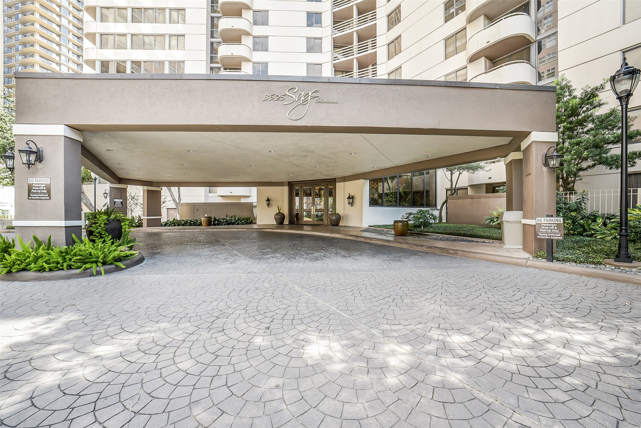 3525 Sage Road, Unit 515 Houston, TX 77056 - Photo 20 of 25