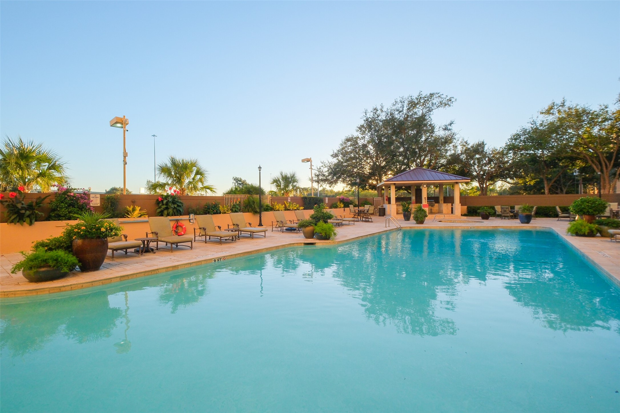 3525 Sage Road, Unit 515 Houston, TX 77056 - Photo 22 of 25