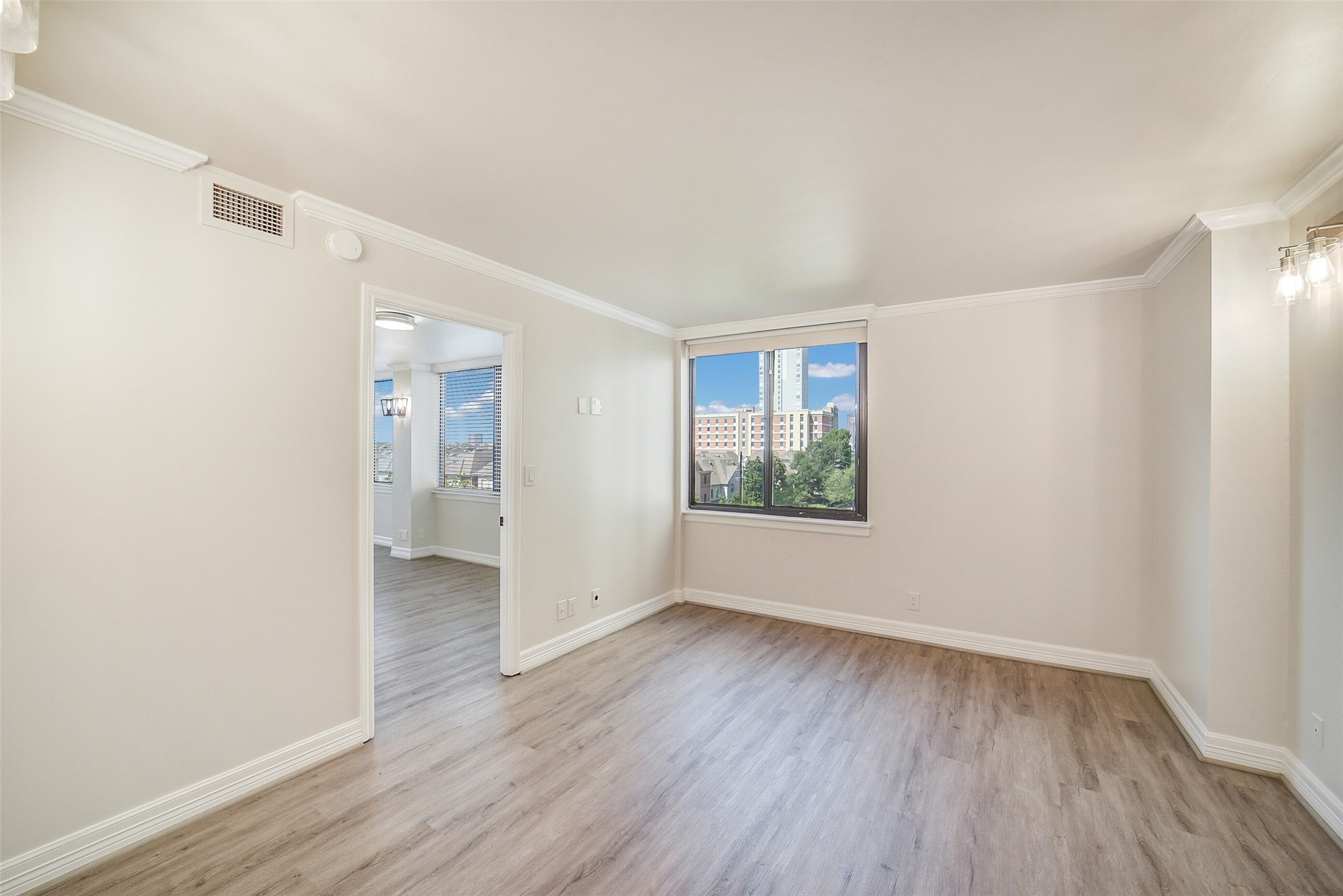 3525 Sage Road, Unit 515 Houston, TX 77056 - Photo 10 of 25