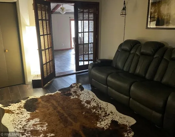 $275,000 | 311 North 3rd Street, Goodhue, MN 55027