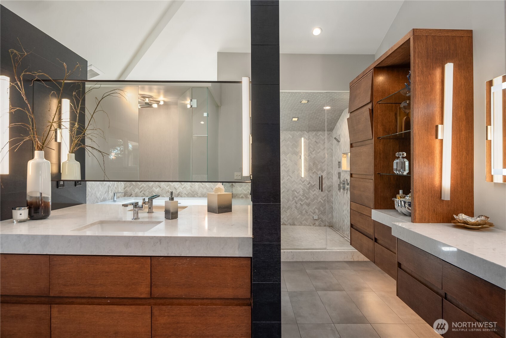 6411 View Street Northeast Tacoma, WA 98422 - Photo 11 of 40