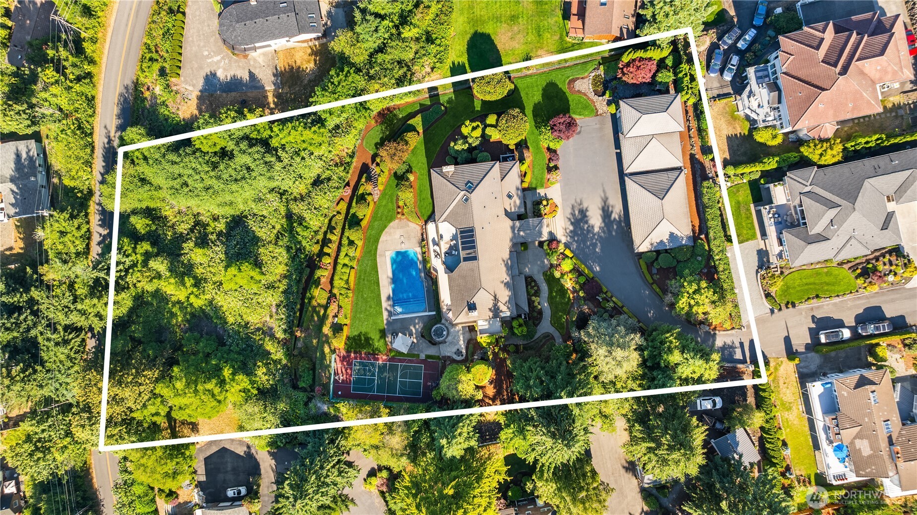 6411 View Street Northeast Tacoma, WA 98422 - Photo 5 of 40