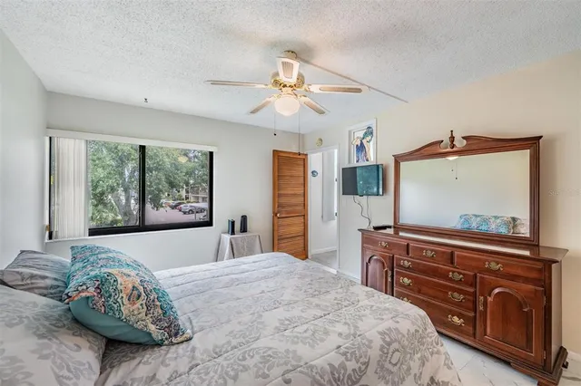 $225,000 | 12300 Vonn Road, Unit 7205, Largo, FL 33774