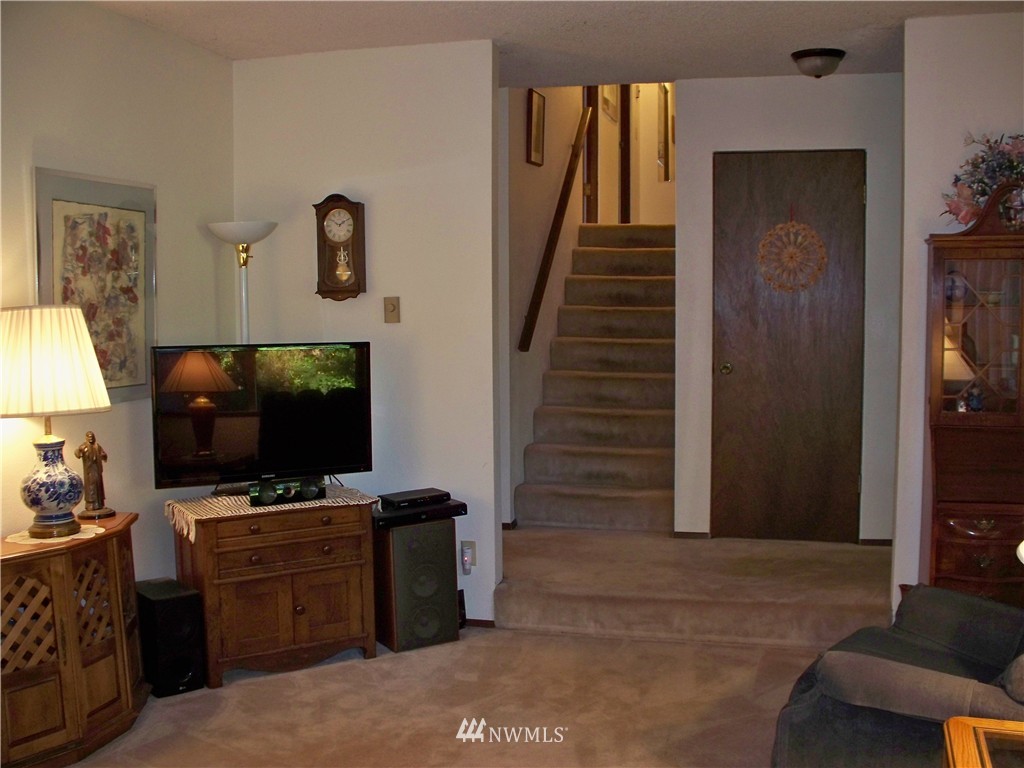863 Timberlake Way Bellingham, WA 98229 - Photo 8 of 19 Gallery Image 8