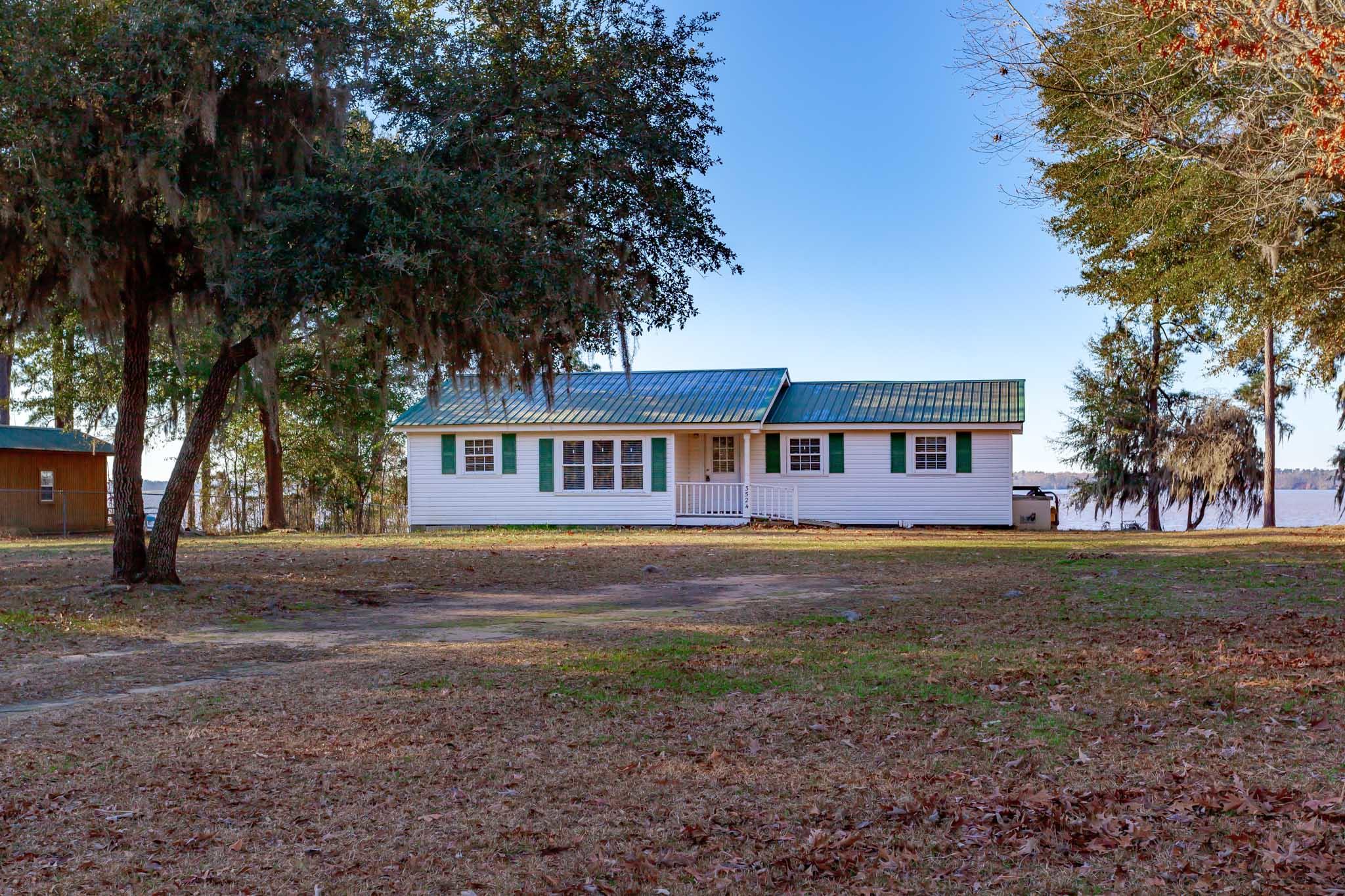 3524 Princess Pond Road Summerton, SC 29148 - Photo 4 of 32 3524 Princess Pond Road-37