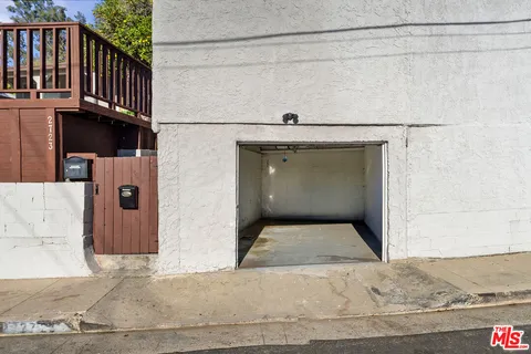 a view of an entryway