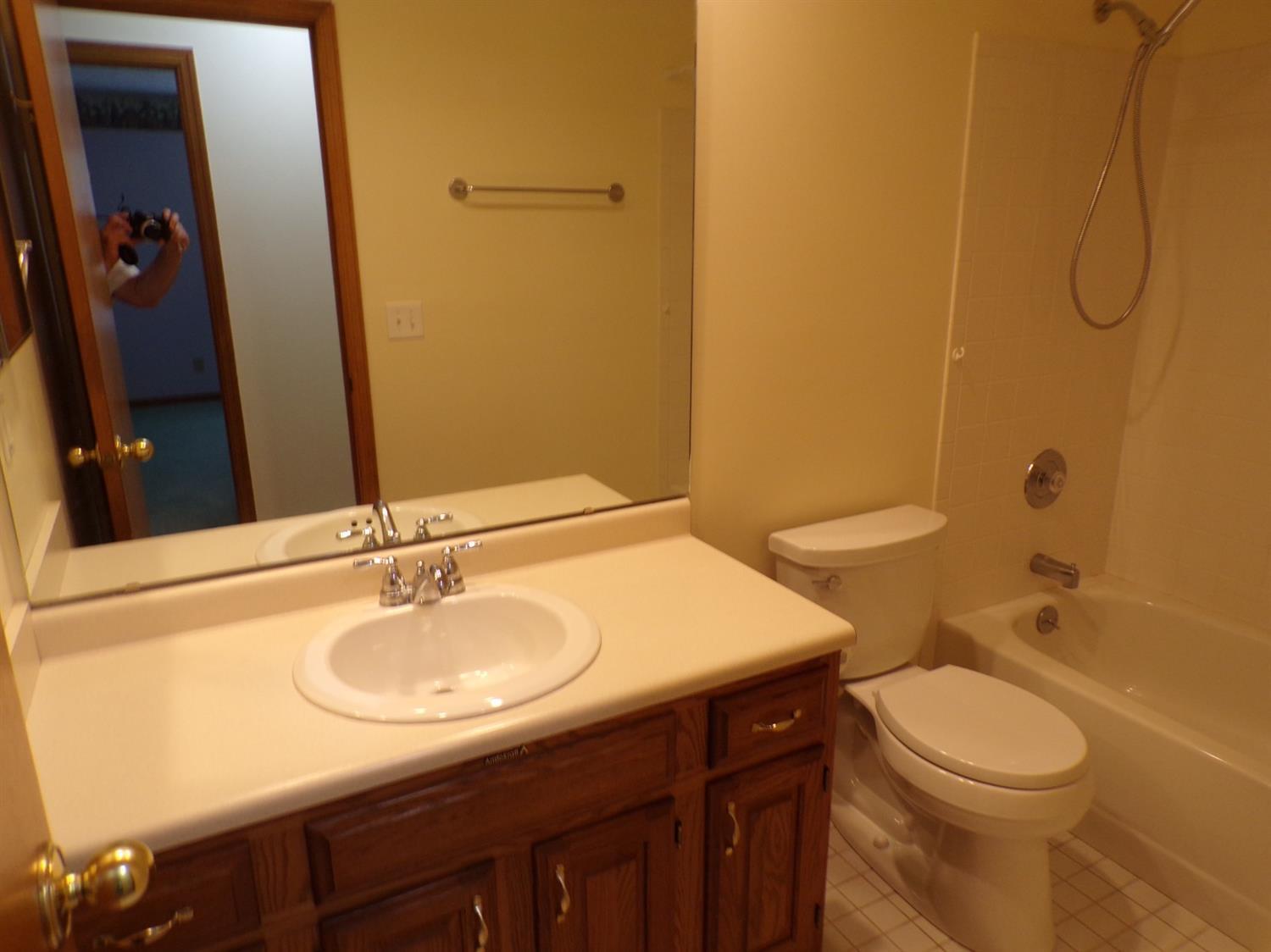 6641 Gaines Road Cincinnati, OH 45247 - Photo 21 of 40 Gallery Image 21