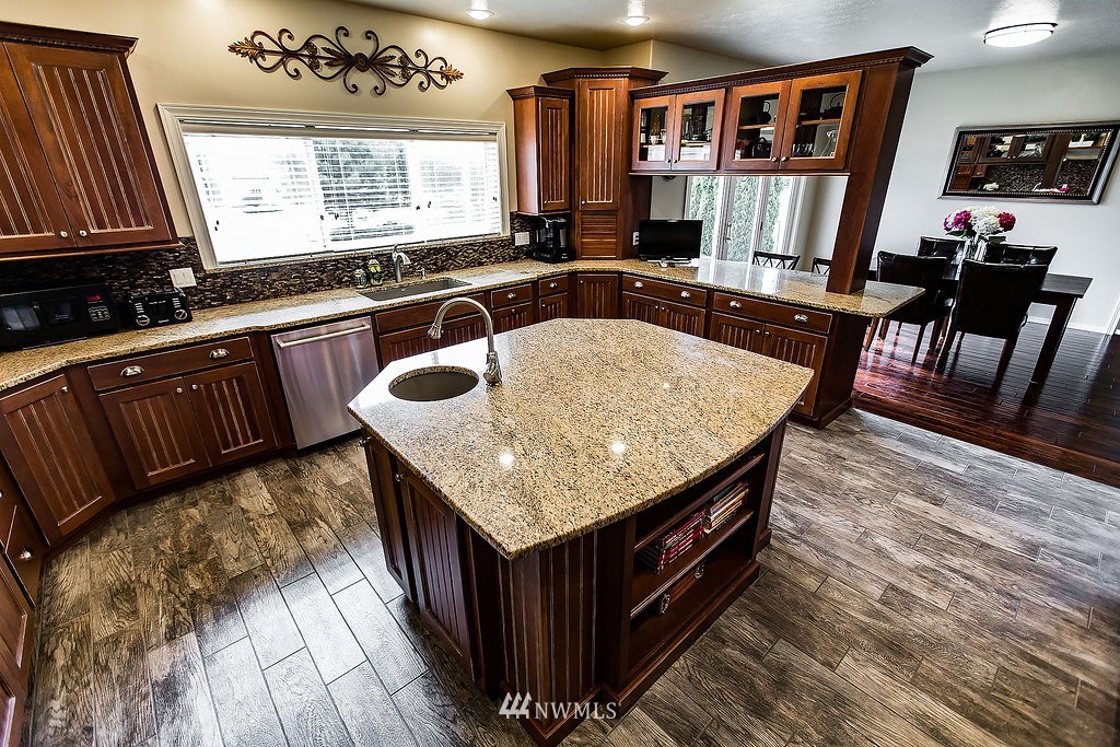 5514 Ridgeview Dr Loop Northeast Moses Lake, WA 98837 - Photo 11 of 25