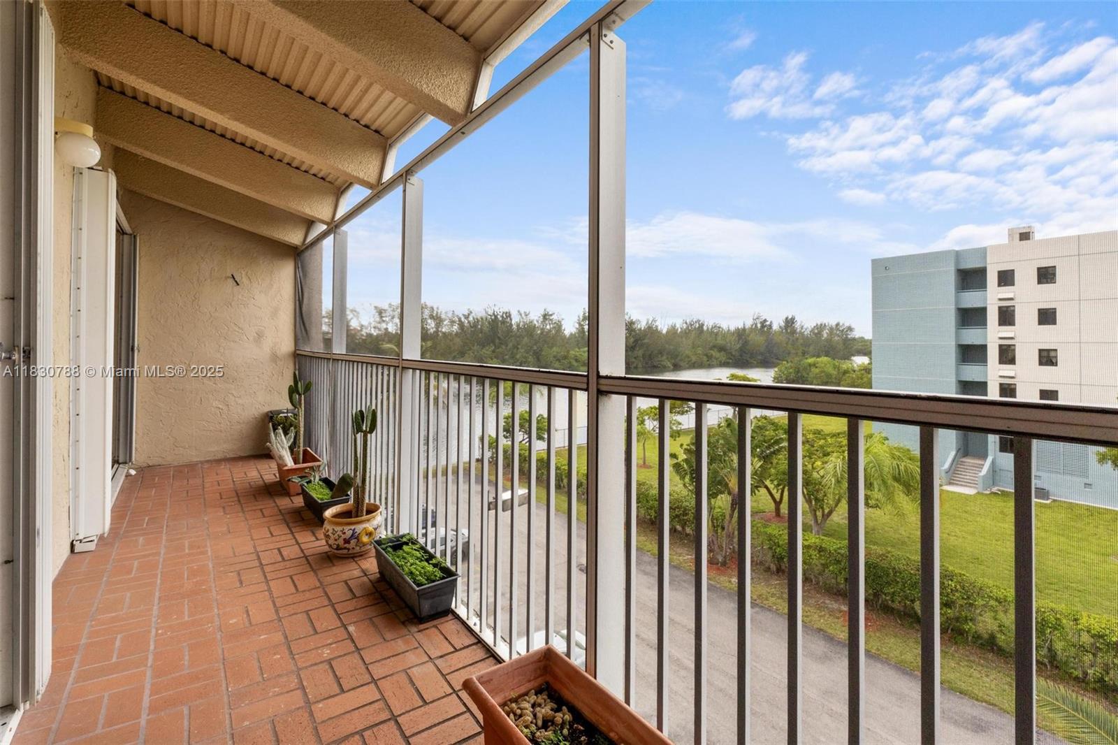 21133 Southwest 85th Avenue, Unit 404 Cutler Bay, FL 33189 - Photo 18 of 25