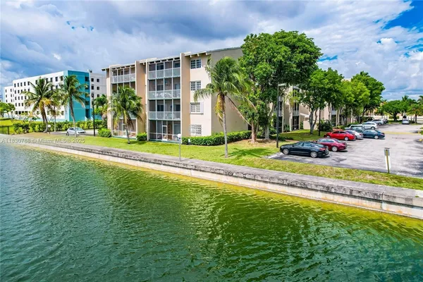 $295,000 | 21133 Southwest 85th Avenue, Unit 404, Cutler Bay, FL 33189