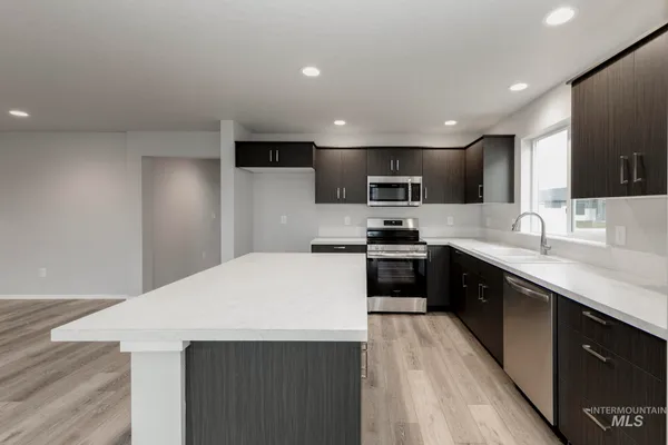 $519,990 | 2898 West Taiban Crk Drive, Kuna, ID 83634