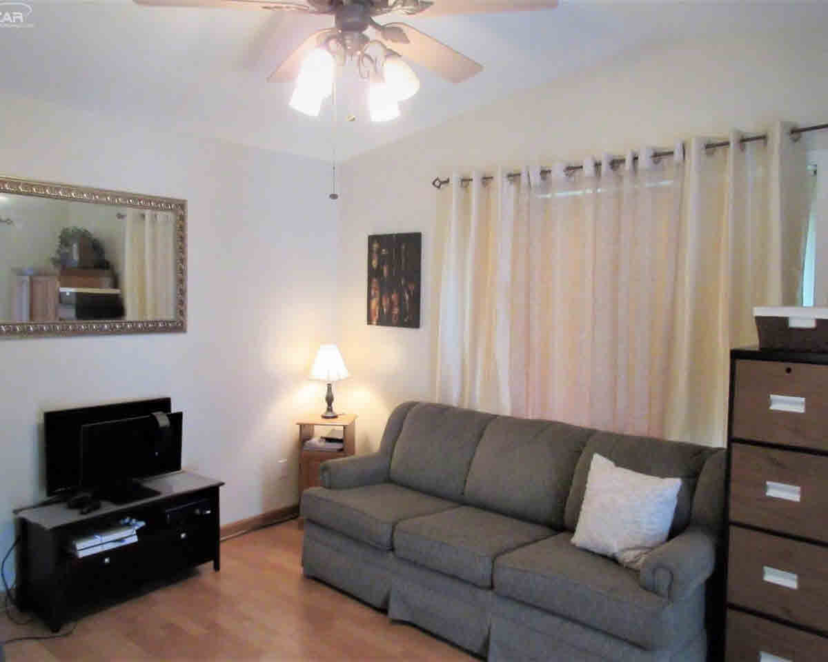 6321 North Webster Road Mount Morris, MI 48458 - Photo 10 of 26 21311165-9.JPG