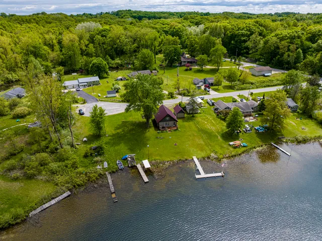 $361,000 | 3050 Thorpe Drive, Delton, MI 49046