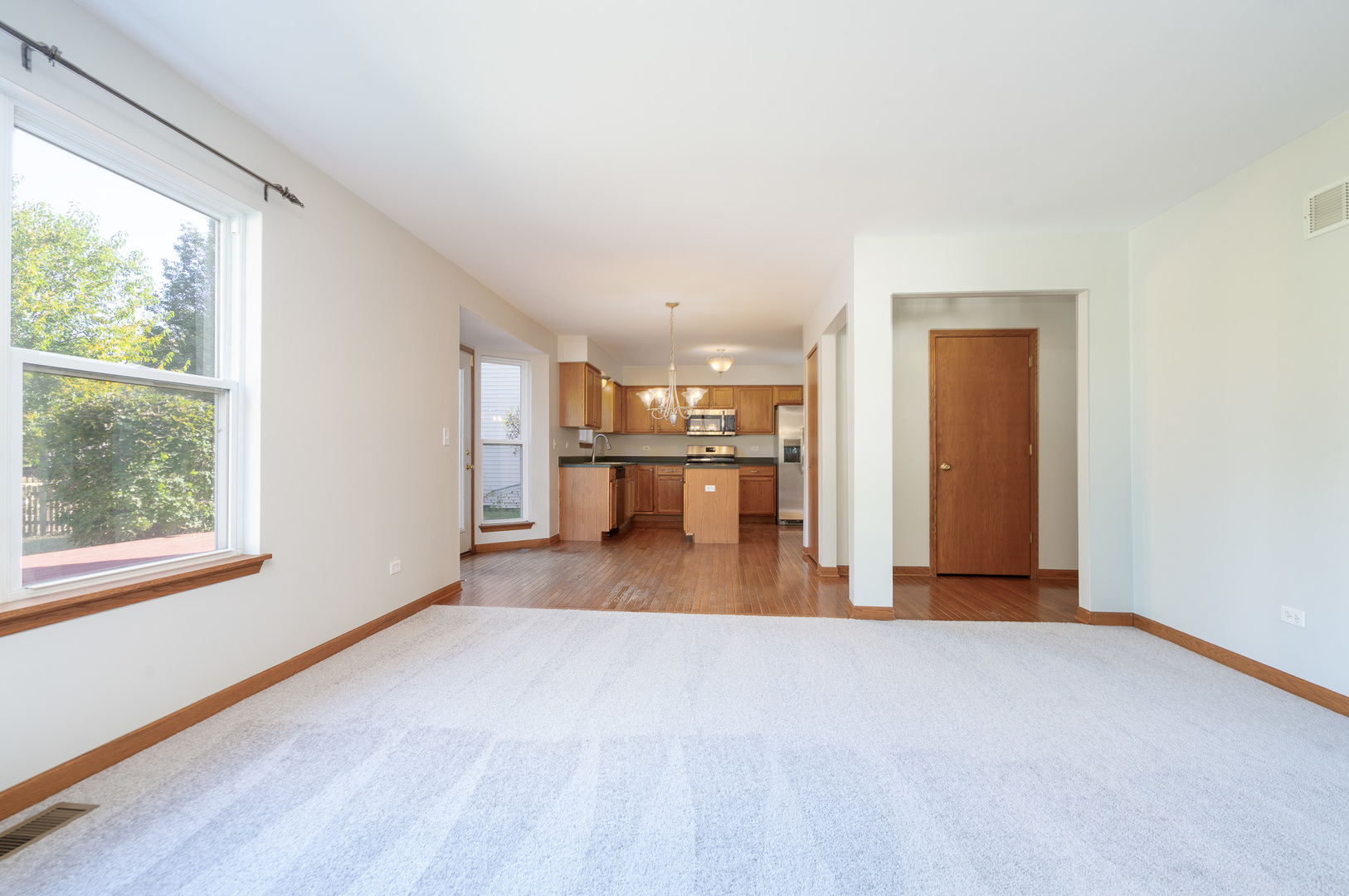 1798 Pebblestone Drive Romeoville, IL 60446 - Photo 7 of 33 Gallery Image 7
