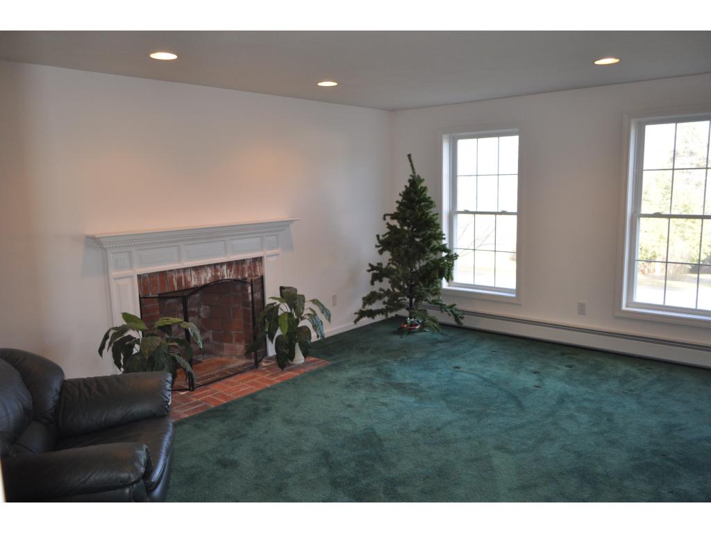 13 Saddleback Road Londonderry, NH 03053 - Photo 14 of 22 Gallery Image 14