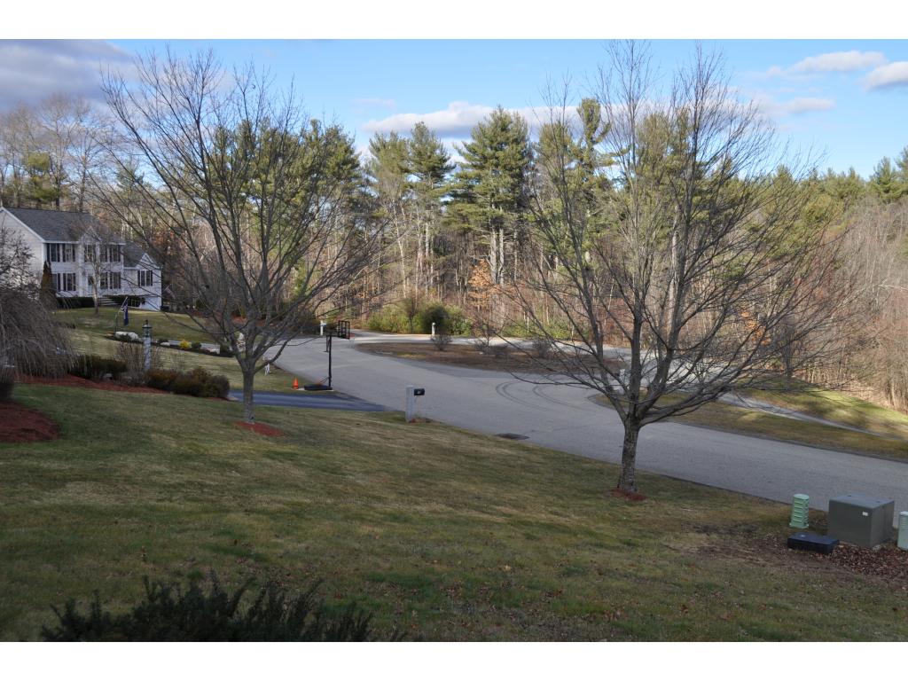 13 Saddleback Road Londonderry, NH 03053 - Photo 3 of 22 Gallery Image 3