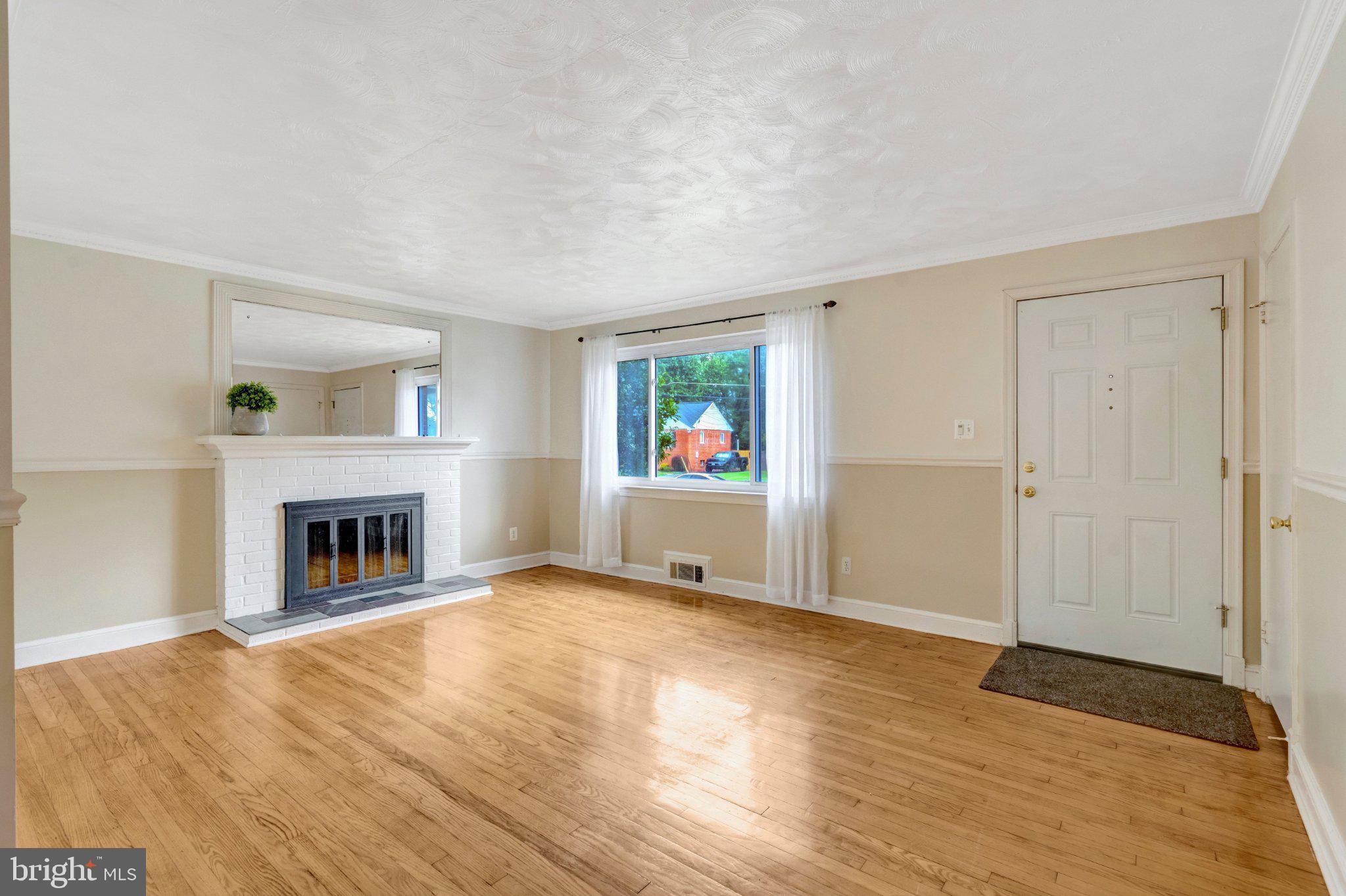 6010 Frederick Street Springfield, VA 22150 - Photo 16 of 48 Gallery Image 16