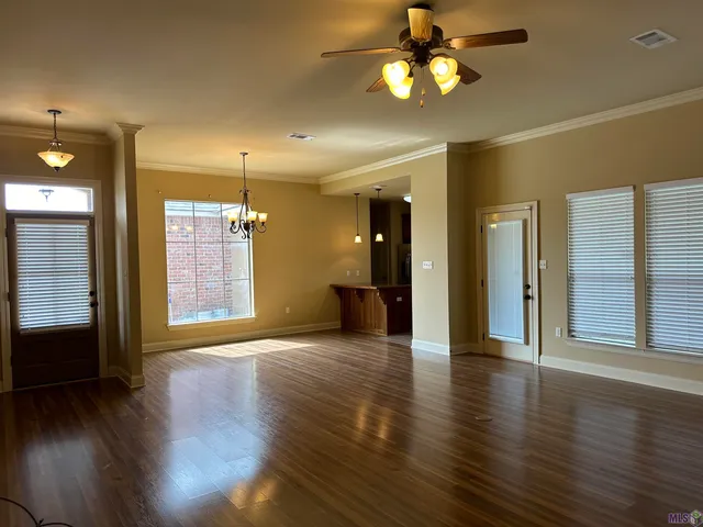 $1,900 | 25273 White Lake Avenue, Livingston, LA 70754