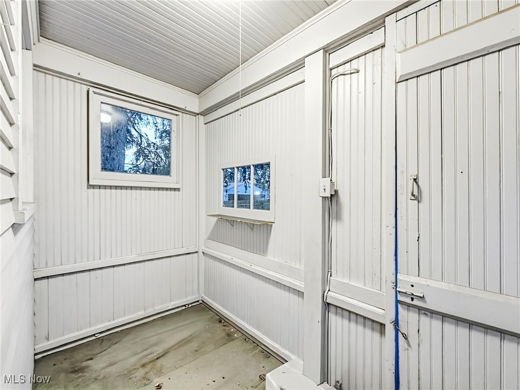322 Shields Road Youngstown, OH 44512 - Photo 19 of 36 Gallery Image 19