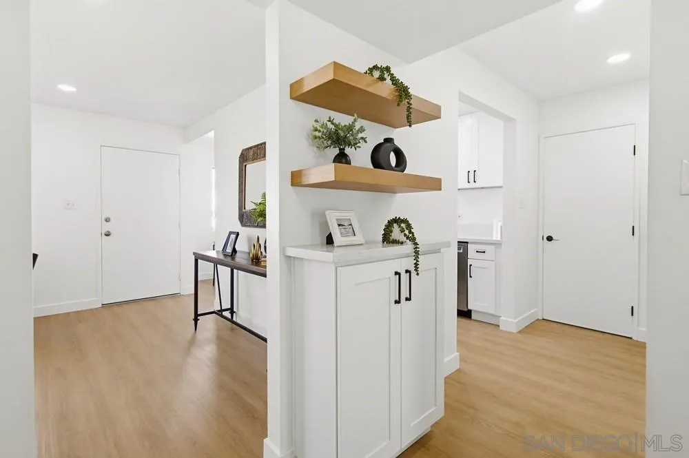 715 Sunflower Street Encinitas, CA 92024 - Photo 13 of 37