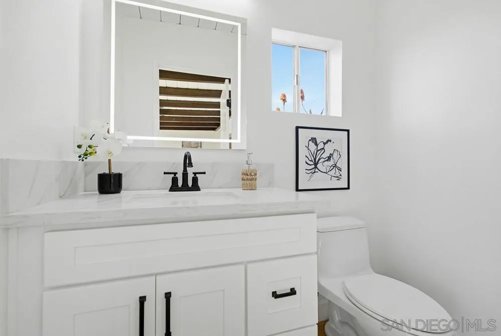 715 Sunflower Street Encinitas, CA 92024 - Photo 16 of 37