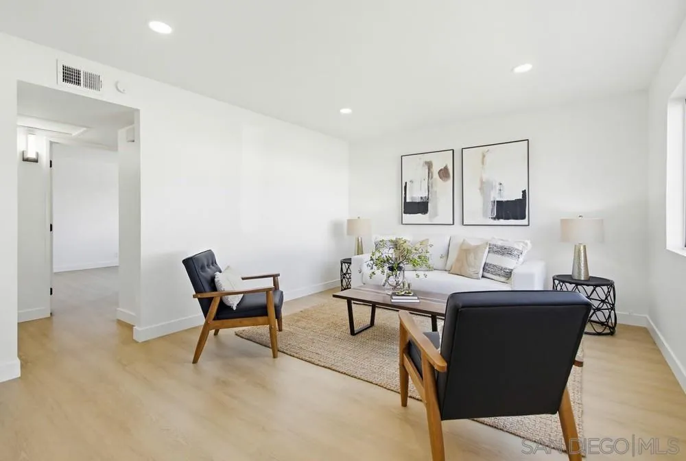 715 Sunflower Street Encinitas, CA 92024 - Photo 6 of 37