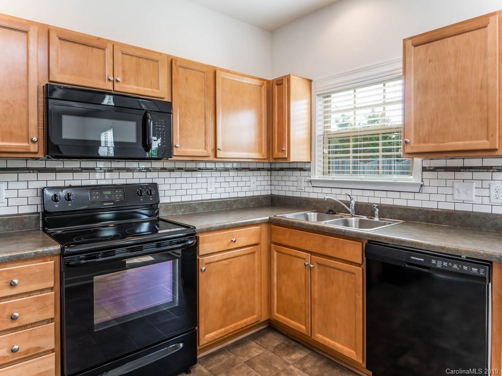 124 North River Road Fletcher, NC 28732 - Photo 14 of 31