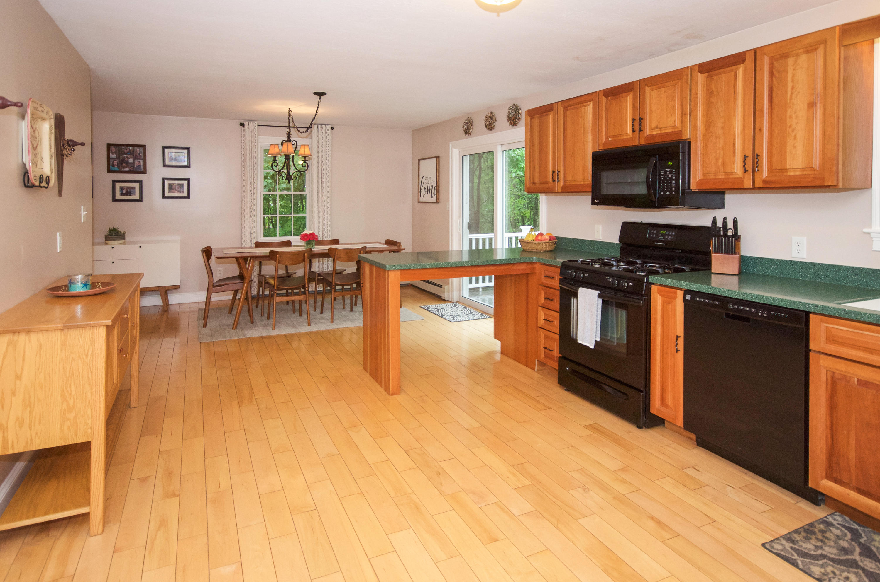 30 Farrington Road Gorham, ME 04038 - Photo 3 of 42 DSC_0224