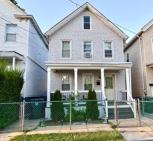 $400,000 | 142 William Street, Perth Amboy, NJ 08861