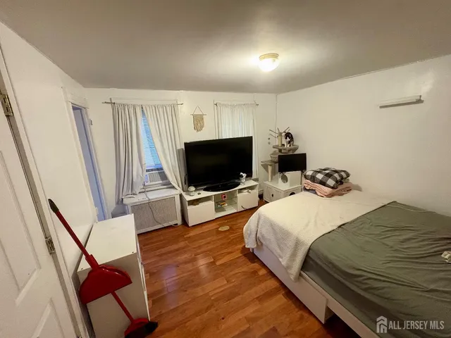 $400,000 | 142 William Street, Perth Amboy, NJ 08861