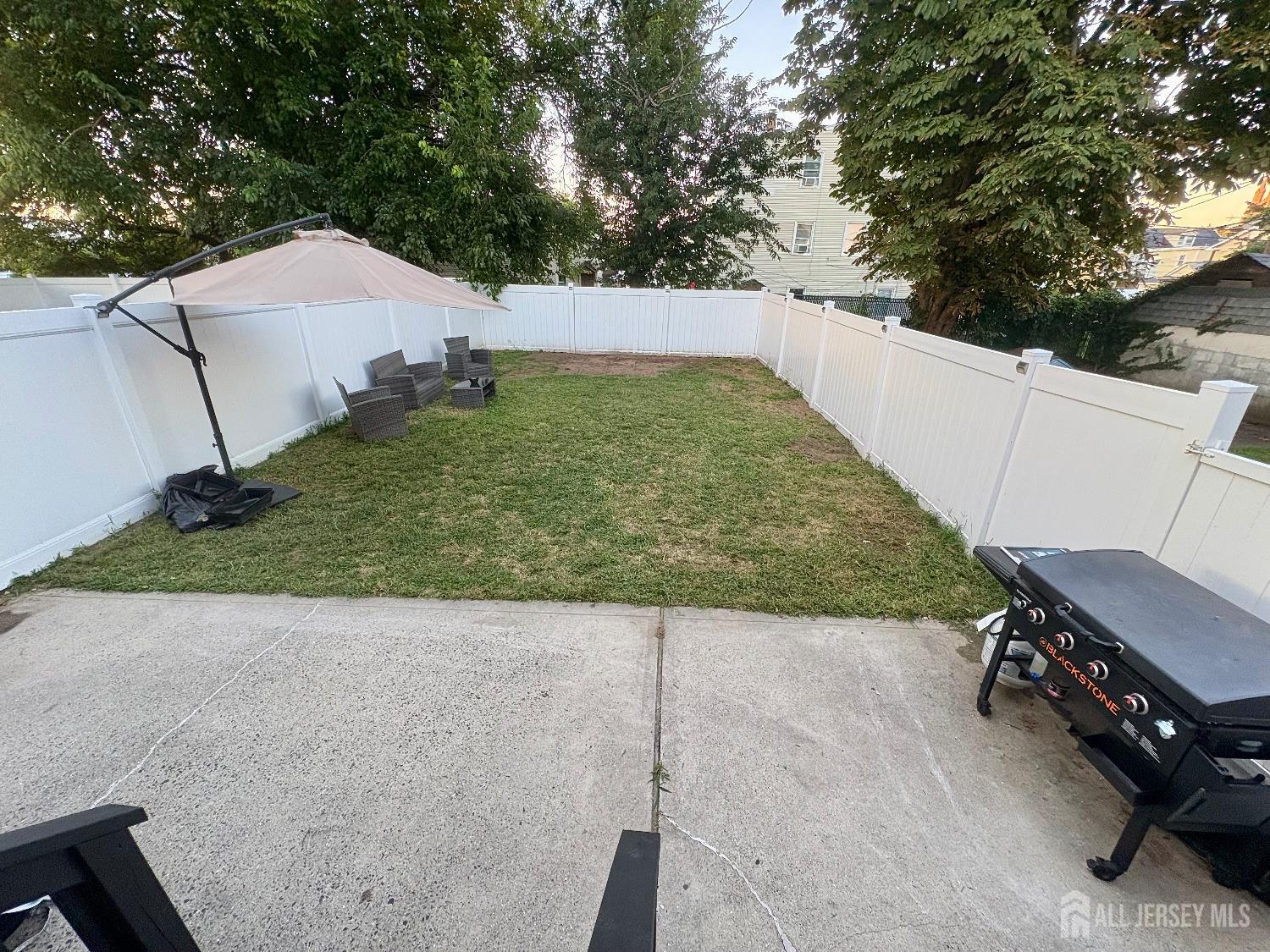 142 William Street Perth Amboy, NJ 08861 - Photo 3 of 17