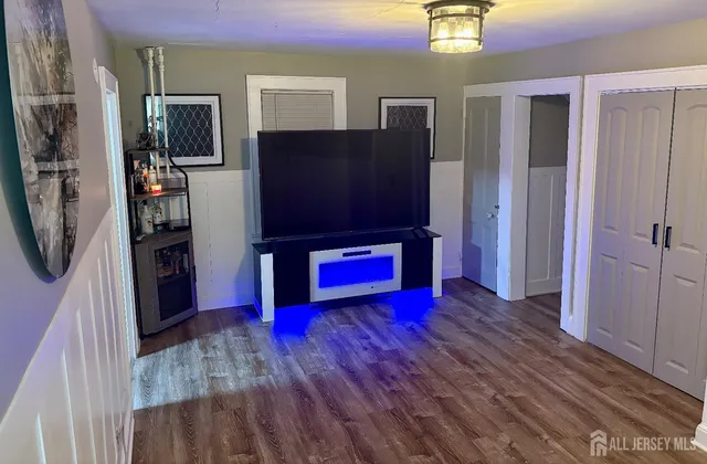 $400,000 | 142 William Street, Perth Amboy, NJ 08861