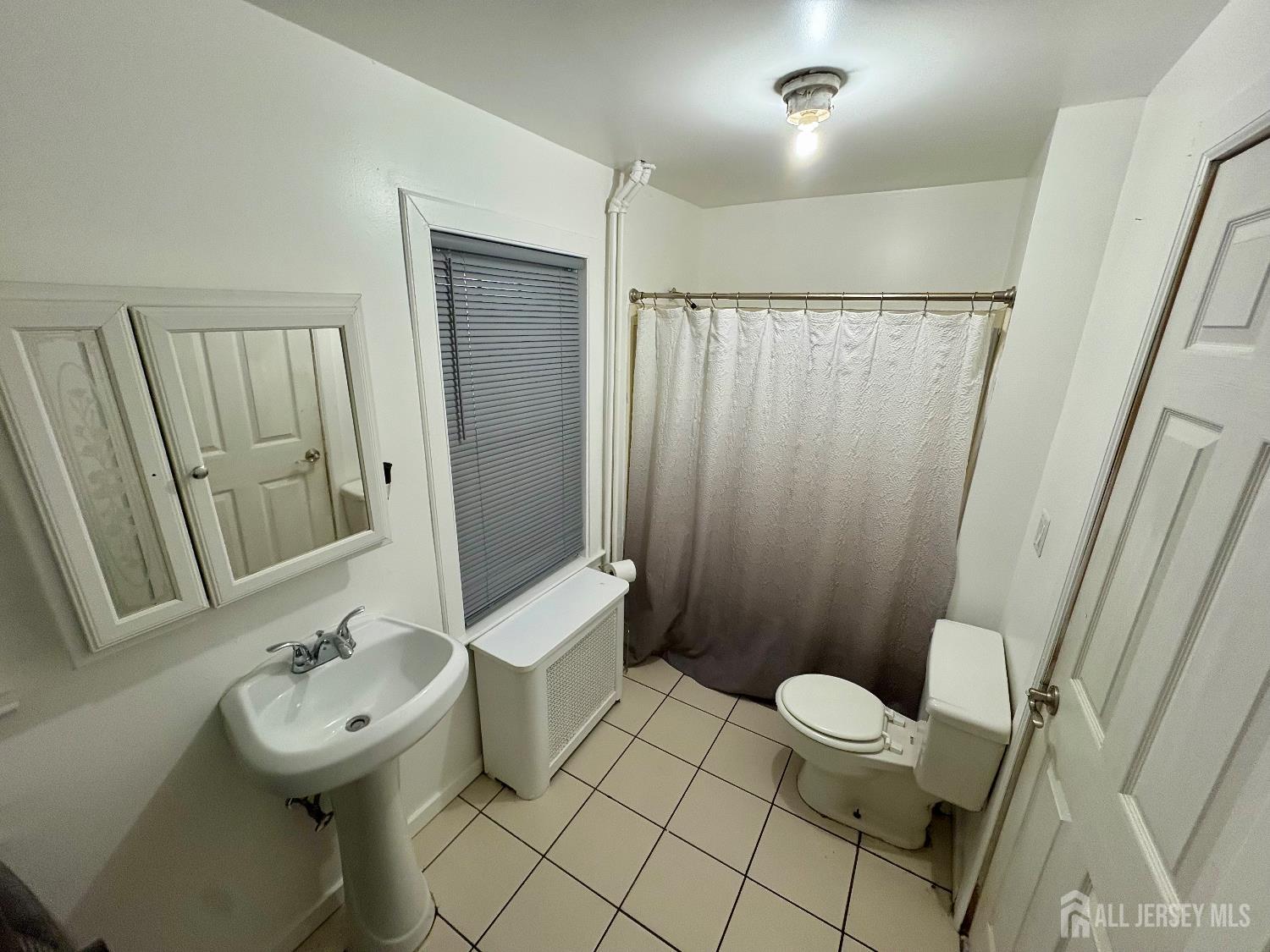 142 William Street Perth Amboy, NJ 08861 - Photo 8 of 17