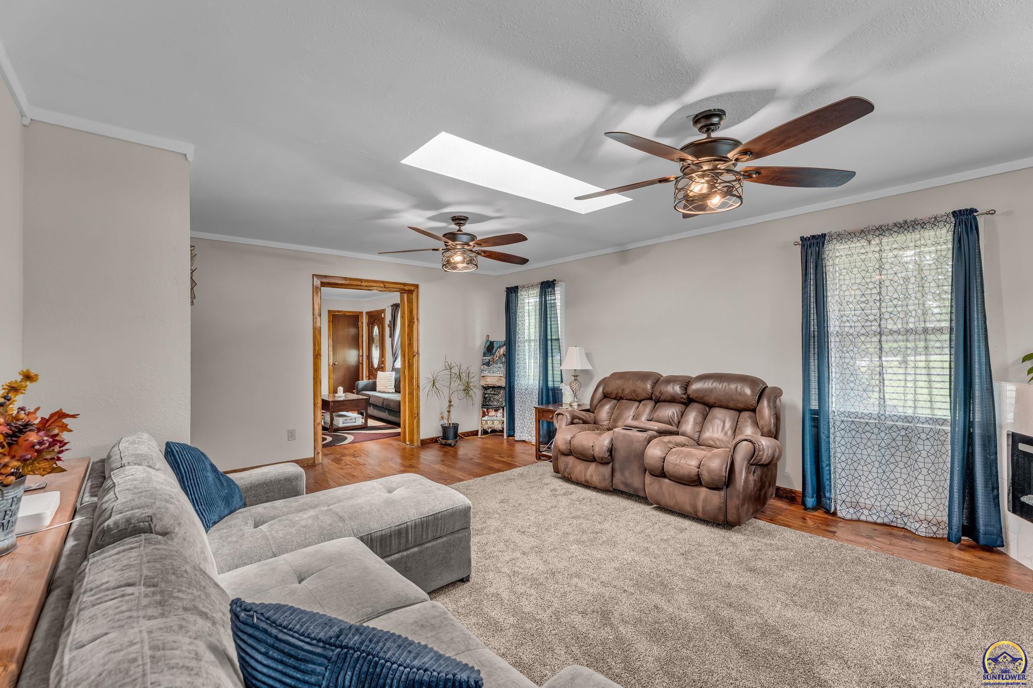 4832 Northeast Kincaid Road Topeka, KS 66617 - Photo 13 of 63