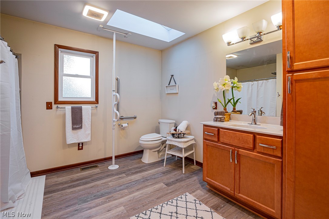 782 Yerrick Road Akron, OH 44312 - Photo 15 of 29 first floor master bath with handicap features