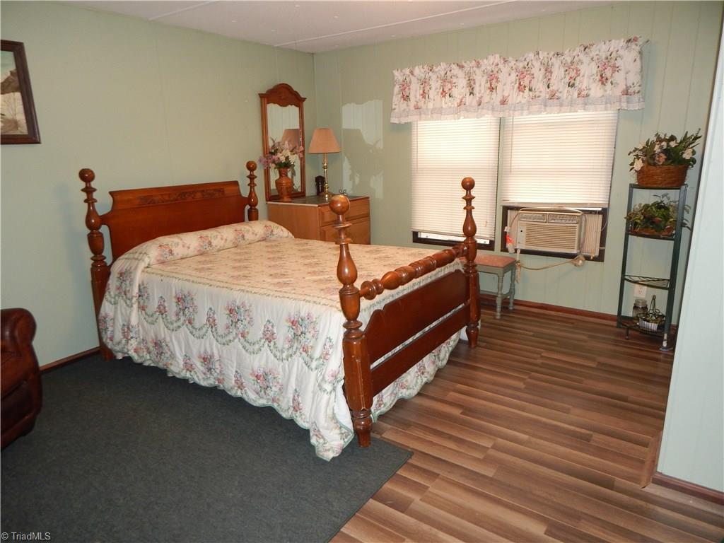 1655 Barker Road Roaring River, NC 28669 - Photo 14 of 27 Gallery Image 14